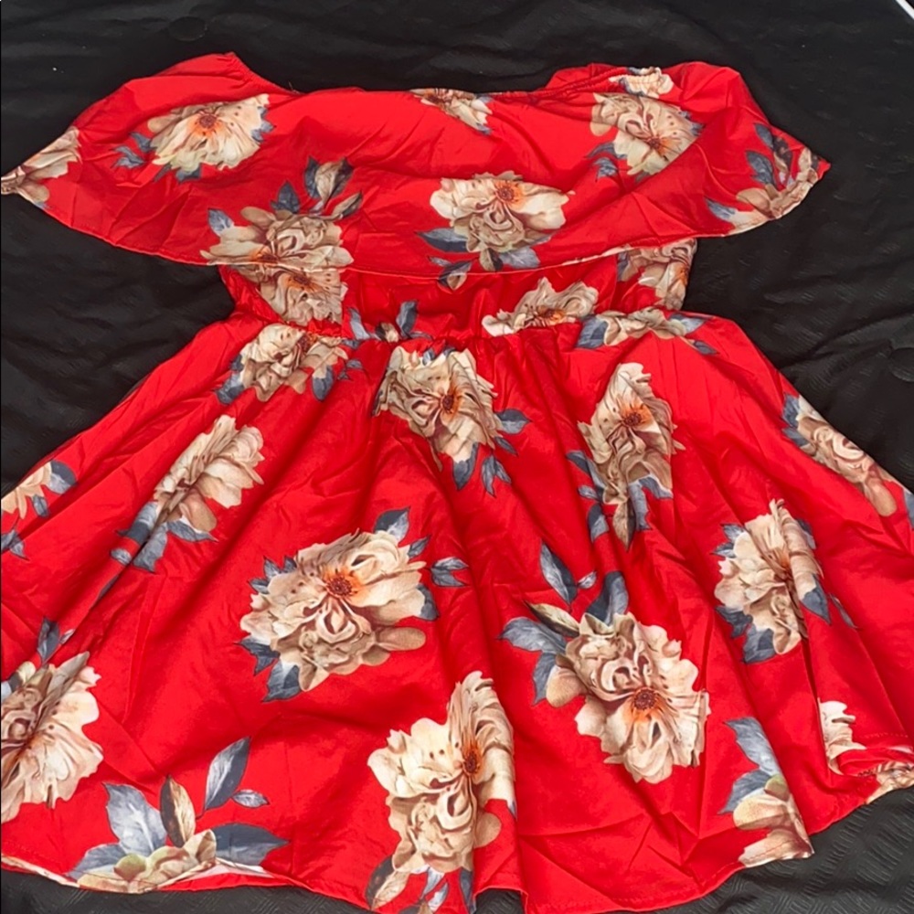 A light fabric Flower dress